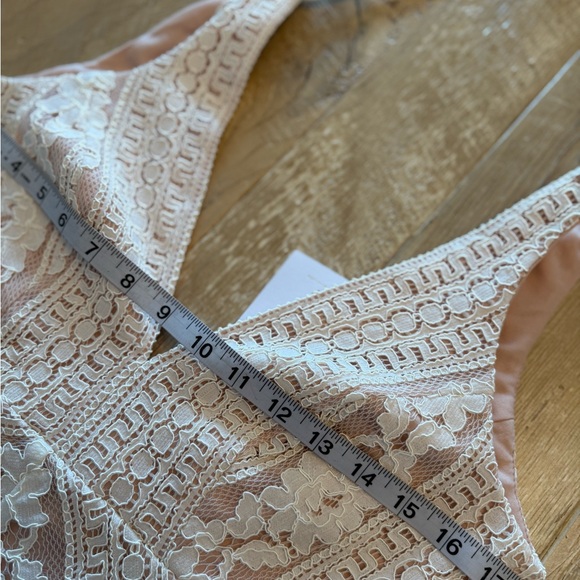 Lulu's Cream Lace Maxi Wedding Dress Nude Lining S NWT - Picture 9 of 11